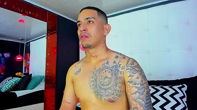 Damian09  online show from December 12, 2024, 3:43 am