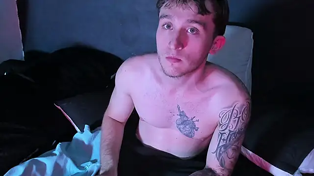 Snapshot of Dylanwhite23_ chatting on October 26, 2025, 1:11 am Dylanwhite23  online show from October 26, 2025, 1:11 am
