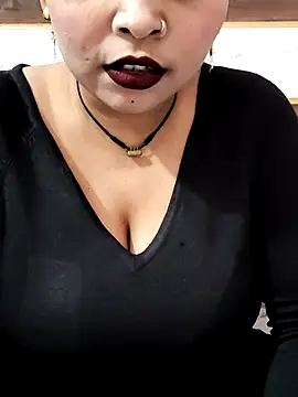 Indian-Nazia online show from November 14, 2025, 6:28 pm