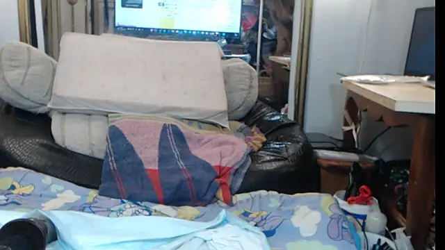 Snapshot of Jennytop chatting on September 24, 2025, 8:56 pm Jennytop online show from September 24, 2025, 8:56 pm