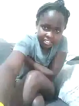 Sweetcecie01 online show from January 23, 2025, 10:33 pm