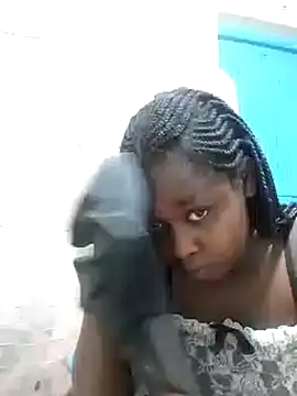 Sweetcecie01 online show from October 21, 2025, 9:37 pm