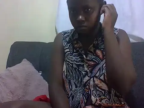 Sweetcecie01 online show from April 24, 2026, 8:00 pm