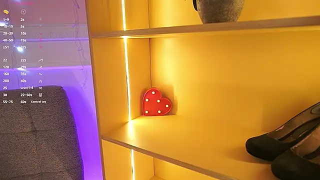 Anybuny online show from December 5, 2025, 12:47 pm