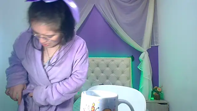 Ingrid Casas online show from December 15, 2024, 9:53 pm