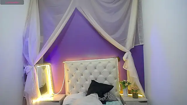 Ingrid Casas online show from January 15, 2025, 12:30 am