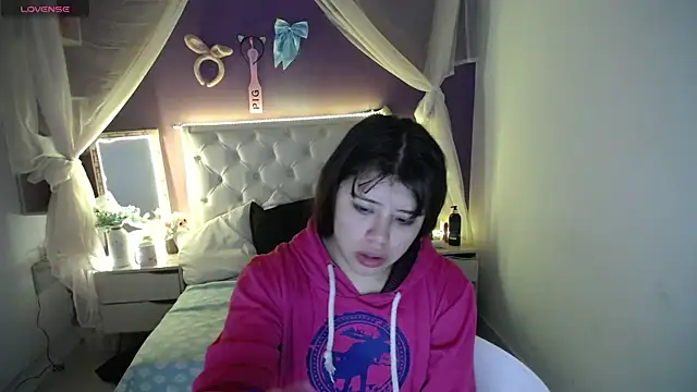 Ingrid Casas online show from January 22, 2025, 10:37 pm