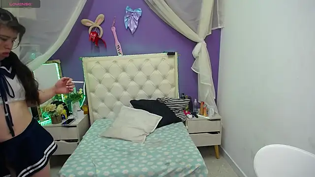 Ingrid Casas online show from February 7, 2025, 7:49 pm