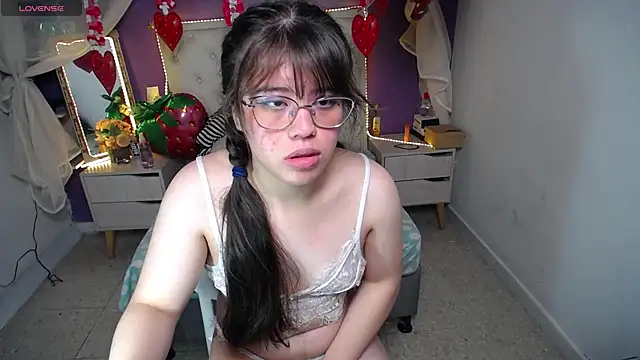 Ingrid Casas online show from February 20, 2025, 2:51 am