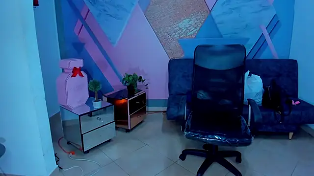 Snapshot of AngelaCoffee chatting on September 28, 2025, 9:58 am AngelaCoffee online show from September 28, 2025, 9:58 am