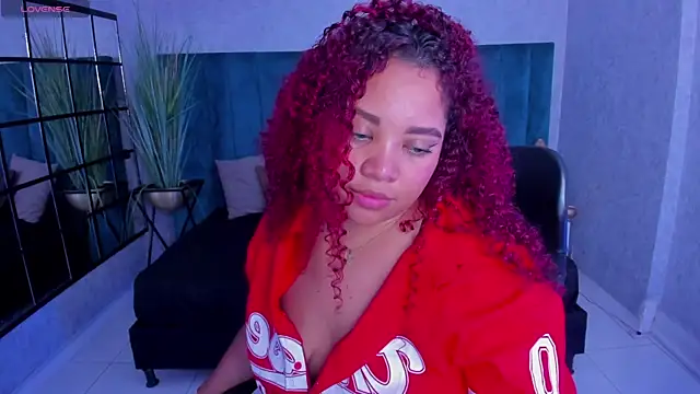 AngelaCoffee online show from July 7, 2026, 3:42 am