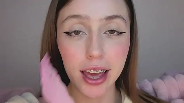 SofiaGc online show from October 7, 2025, 3:25 am