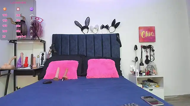 Snapshot of emmily_giraldo chatting on February 14, 2025, 11:53 am emmily giraldo online show from February 14, 2025, 11:53 am