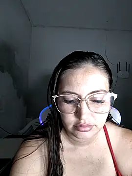 Snapshot of dani123unica chatting on September 8, 2025, 3:33 pm dani123unica online show from September 8, 2025, 3:33 pm
