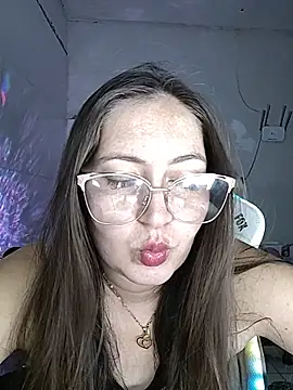 Snapshot of dani123unica chatting on October 16, 2025, 10:33 pm dani123unica online show from October 16, 2025, 10:33 pm