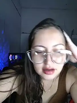 dani123unica online show from May 9, 2026, 10:42 am