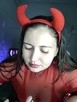 dani123unica online show from June 6, 2026, 10:53 am