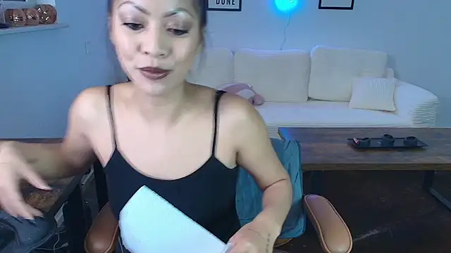 xKimRose online show from March 4, 2026, 5:41 pm