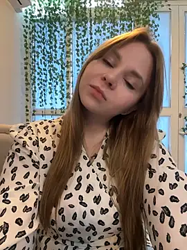  YourAnnie  online show from January 10, 2025, 7:46 am