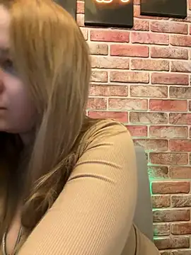  YourAnnie  online show from February 16, 2025, 1:16 pm