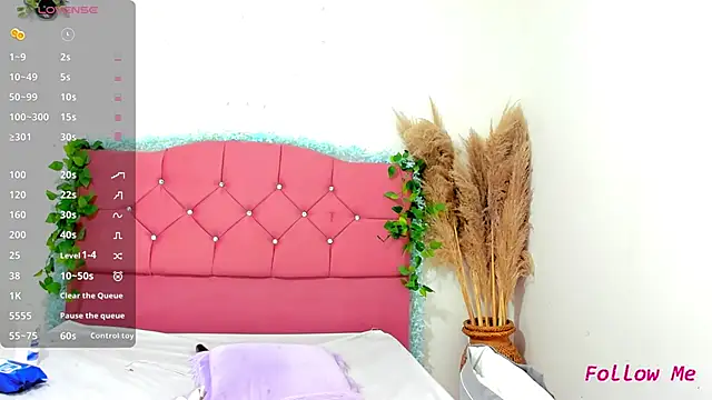 Snapshot of arisha_hot chatting on October 22, 2025, 11:32 am arisha hot online show from October 22, 2025, 11:32 am