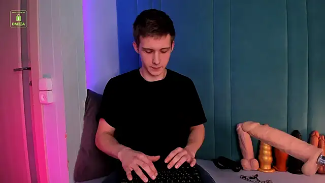 MarkGWalker online show from February 14, 2025, 4:31 pm