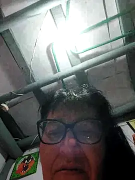 clarita 01 online show from June 6, 2026, 9:58 am