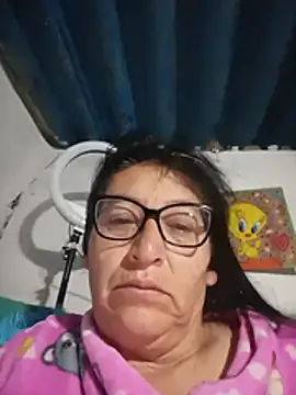 clarita 01 online show from June 12, 2026, 10:03 am