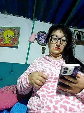 clarita 01 online show from June 23, 2026, 10:13 am