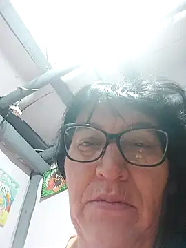 clarita 01 online show from June 26, 2026, 10:52 am