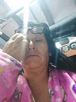clarita 01 online show from July 4, 2026, 11:38 am