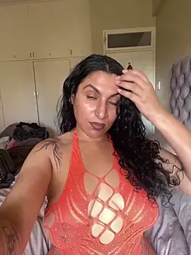 Indianbutter11 online show from January 19, 2025, 4:04 pm