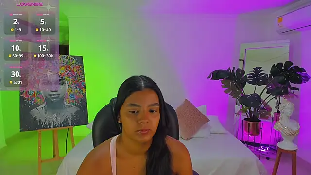 JANYLOVE   online show from April 7, 2026, 10:48 am