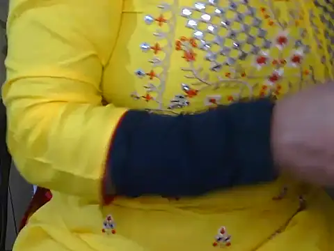 Cute Ruhi99 online show from February 9, 2025, 12:41 pm