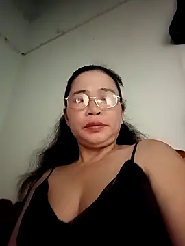 Sexy-asslove90 online show from October 7, 2025, 1:19 pm