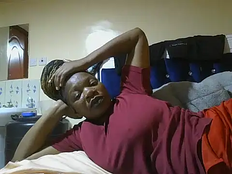 Snapshot of clakemmy250 chatting on December 10, 2024, 8:38 pm clakemmy250 online show from December 10, 2024, 8:38 pm