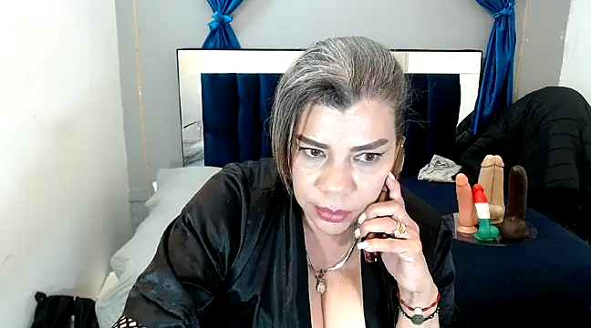 Snapshot of vikyadams chatting on February 1, 2025, 2:37 am vikyadams online show from February 1, 2025, 2:37 am