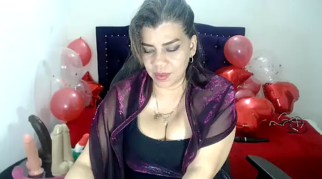 Snapshot of vikyadams chatting on February 14, 2025, 2:18 am vikyadams online show from February 14, 2025, 2:18 am