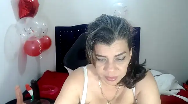 Snapshot of vikyadams chatting on February 14, 2025, 11:31 pm vikyadams online show from February 14, 2025, 11:31 pm