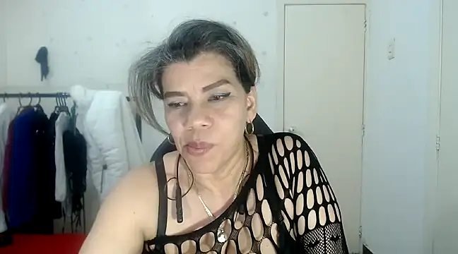 Snapshot of vikyadams chatting on February 24, 2025, 4:58 pm vikyadams online show from February 24, 2025, 4:58 pm