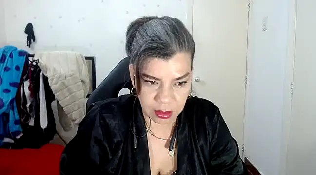 Snapshot of vikyadams chatting on February 27, 2025, 7:23 am vikyadams online show from February 27, 2025, 7:23 am