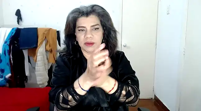 Snapshot of vikyadams chatting on March 4, 2025, 12:55 pm vikyadams online show from March 4, 2025, 12:55 pm