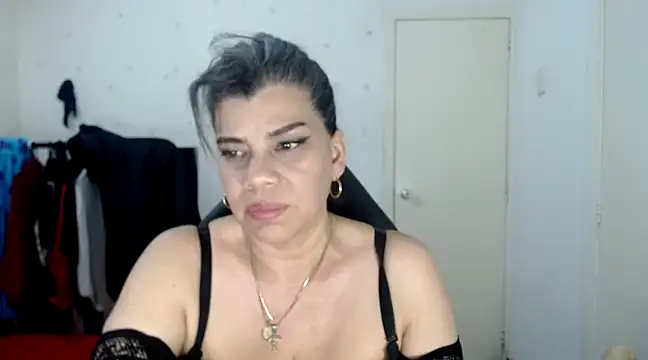 Snapshot of vikyadams chatting on March 5, 2025, 2:23 pm vikyadams online show from March 5, 2025, 2:23 pm