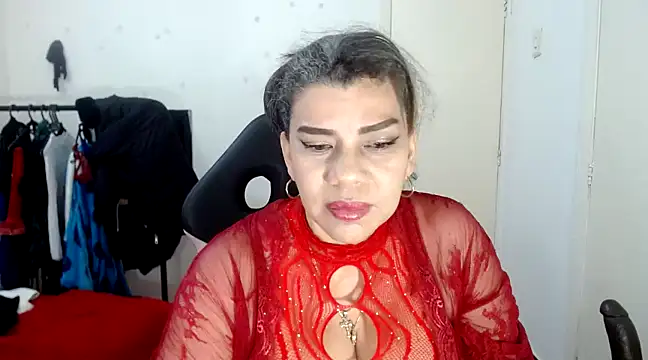 Snapshot of vikyadams chatting on March 6, 2025, 11:58 am vikyadams online show from March 6, 2025, 11:58 am