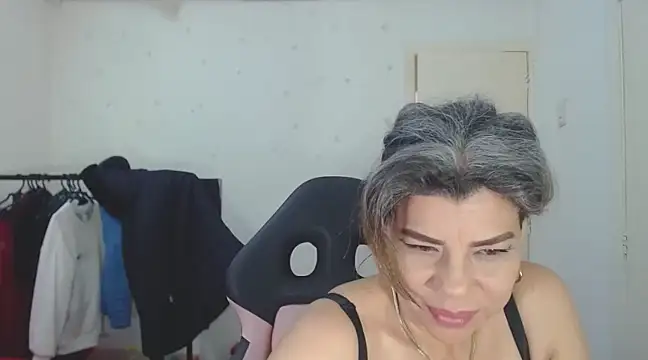Snapshot of vikyadams chatting on March 10, 2025, 4:14 pm vikyadams online show from March 10, 2025, 4:14 pm