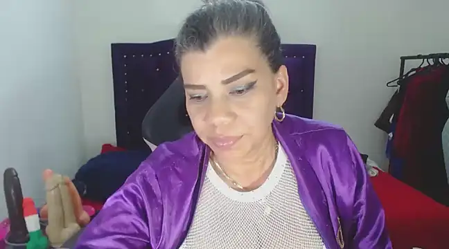 Snapshot of vikyadams chatting on March 20, 2025, 7:25 pm vikyadams online show from March 20, 2025, 7:25 pm