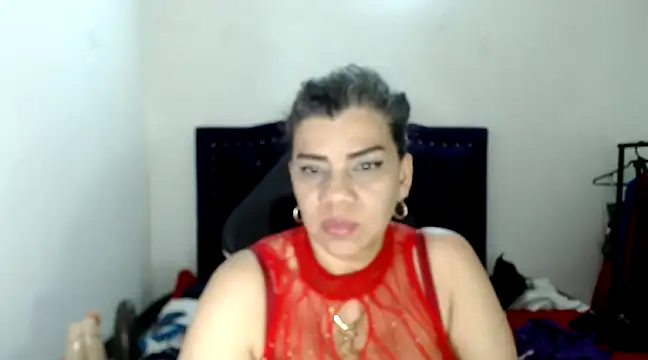 Snapshot of vikyadams chatting on March 21, 2025, 5:45 pm vikyadams online show from March 21, 2025, 5:45 pm