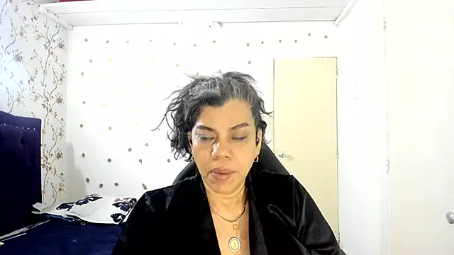 vikyadams online show from June 25, 2026, 5:45 am