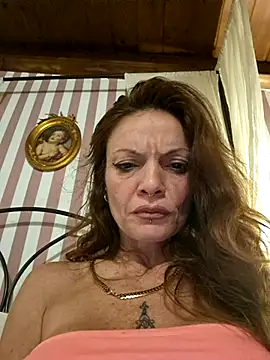 vampvanna23 online show from July 5, 2026, 11:23 pm