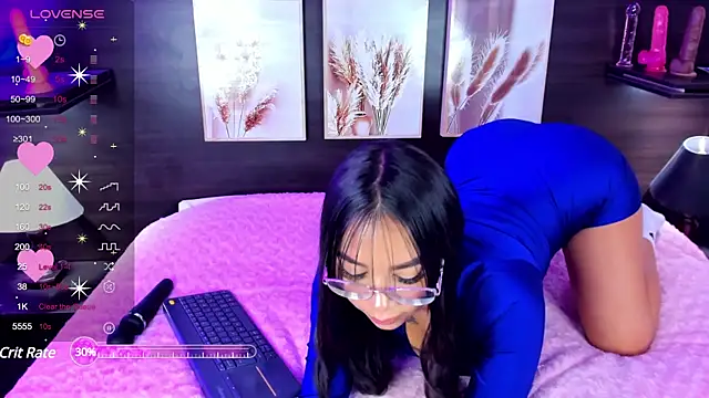 Violet spencer online show from December 18, 2024, 3:55 pm